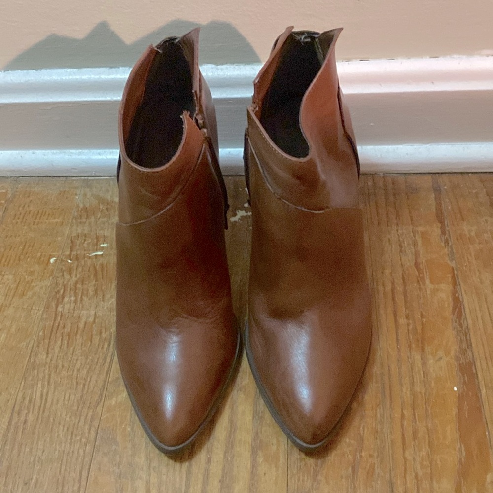 Carlos by Carlos Santana camel leather heeled booties